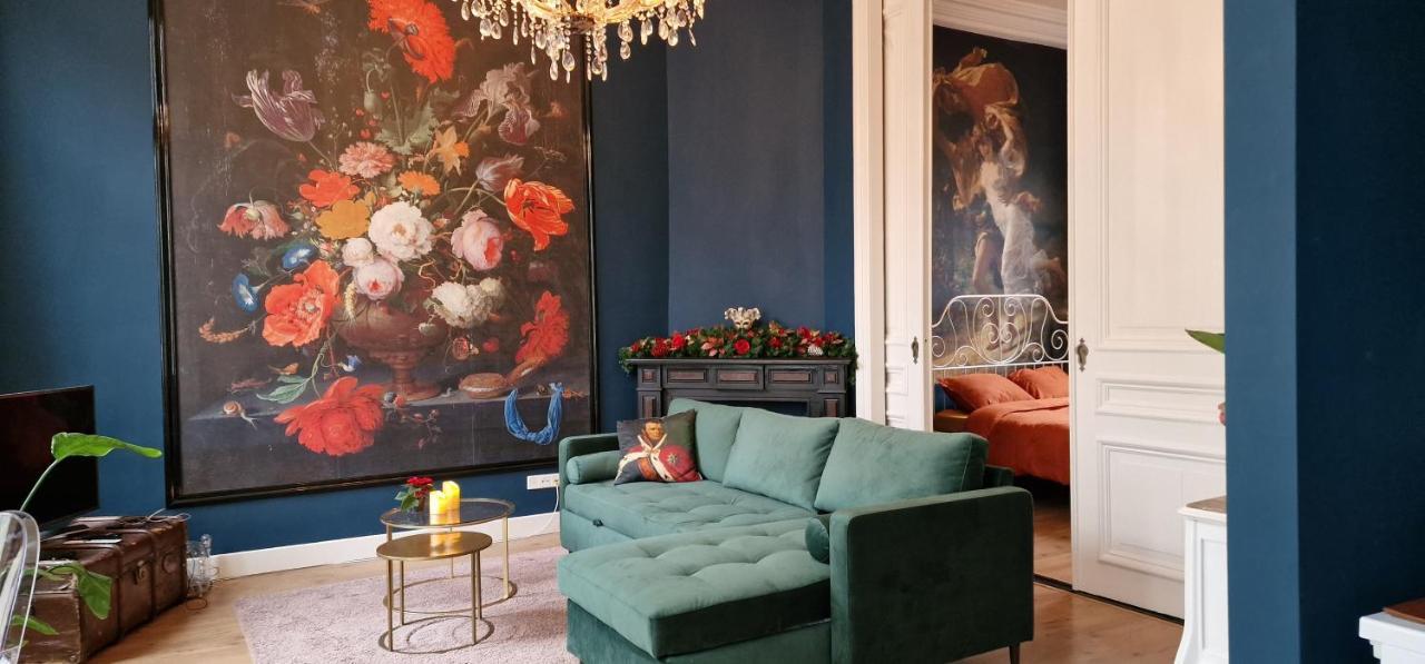 Ferienwohnung De Cosy Barock Met Gezellige Patio ! Breda Exterior foto